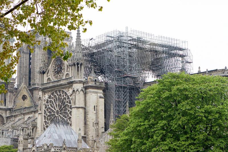 Rayonnement international du chantier de restauration de Notre Dame de Paris grâce à l’impulsion de Macron